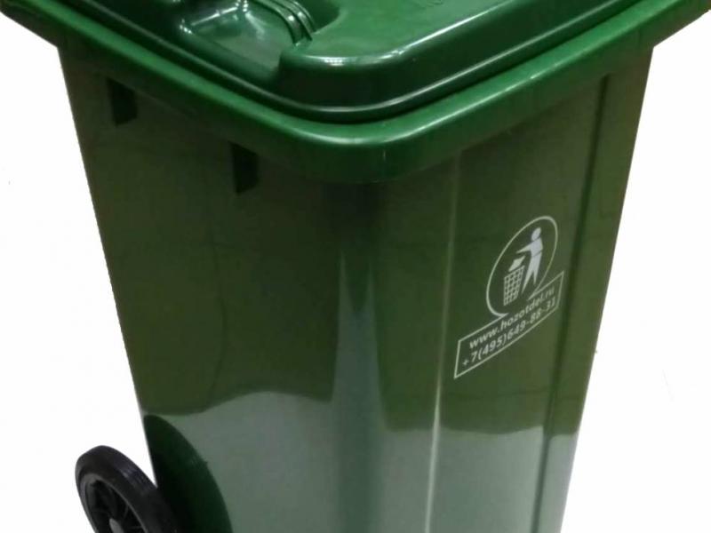 Пластиковые контейнеры для мусора